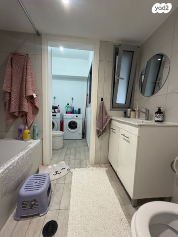 דירה, נעמי שמר 18, נאות אפק, אפקה, קרית ביאליק