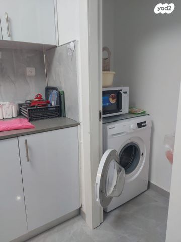 דירה, אבישור, ערד