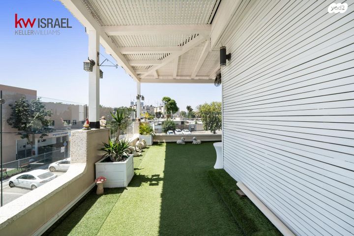 דירה, השלושה, עמידר, בת ים