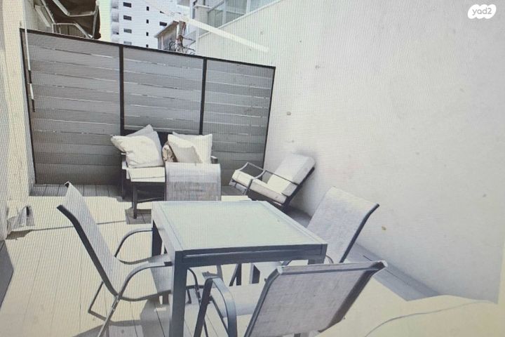 דירה, שדרות ירושלים, תל יהודה, רמת גן