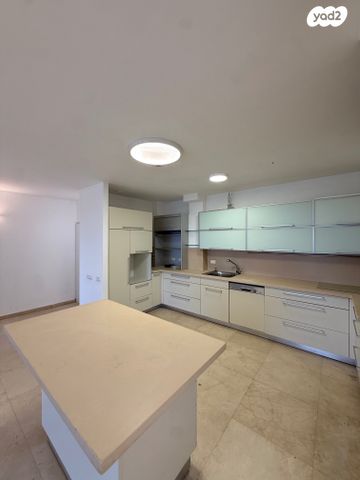 דירה, אליעזר קשאני 9, רמת אביב ג', תל אביב יפו