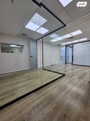 משרדים, משה לוי 11, מב"ת מערב, אזור תעשייה חדש, ראשון לציון