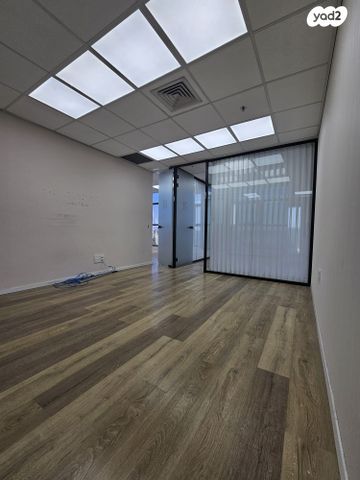 משרדים, משה לוי 11, מב"ת מערב, אזור תעשייה חדש, ראשון לציון