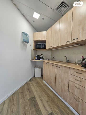 משרדים, משה לוי 11, מב"ת מערב, אזור תעשייה חדש, ראשון לציון