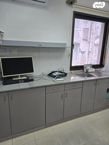 קליניקות, פתח תקווה