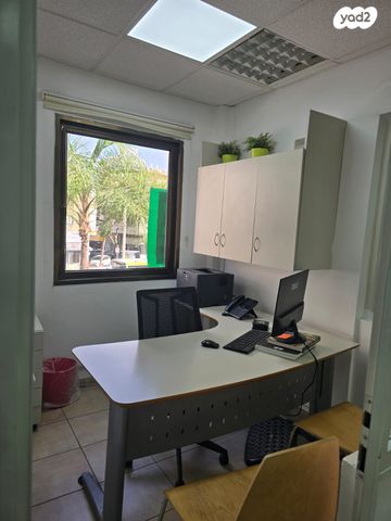 קליניקות, פתח תקווה