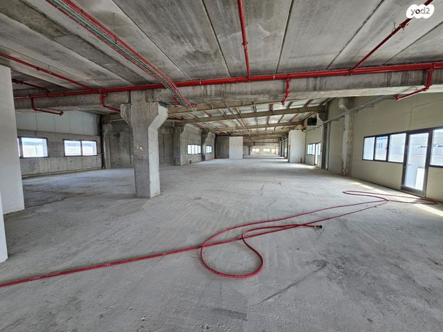 מבני תעשיה, יקנעם עילית