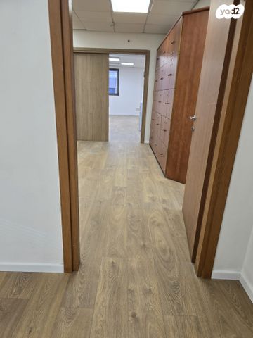 משרדים, דרך מנחם בגין 150, מונטיפיורי, הרכבת, תל אביב יפו