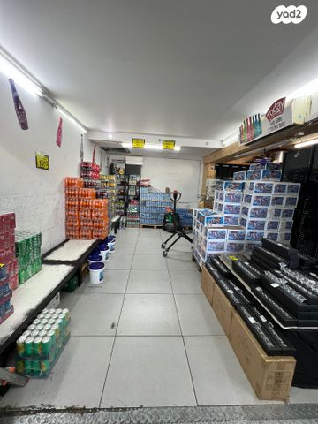 חנויות/ שטח מסחרי, קרית ים