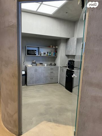 משרדים, רציף הרברט סמואל, כרם התימנים, תל אביב יפו