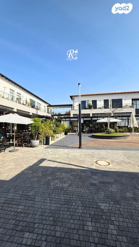 חנויות/ שטח מסחרי, סביון