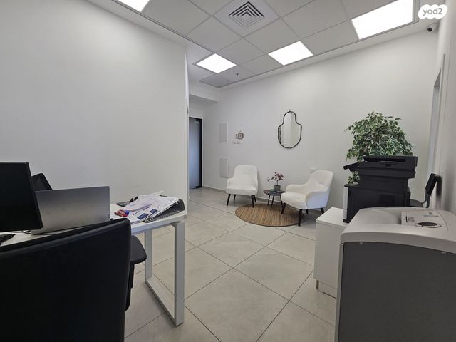 משרדים, ילדי טהרן 8, מב"ת מערב, אזור תעשייה חדש, ראשון לציון