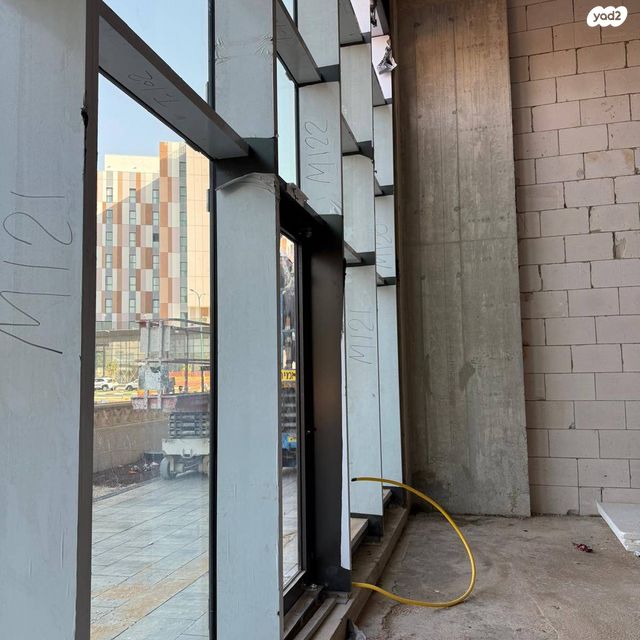 חנויות/ שטח מסחרי, פארק הורוביץ, רחובות