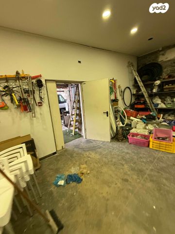 מבני תעשיה, נתניה