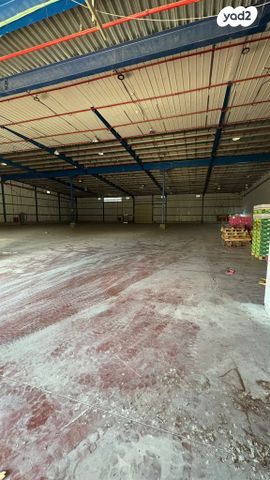 אולמות, בית יהושע