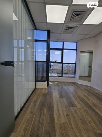 משרדים, משה לוי 11, מב"ת מערב, אזור תעשייה חדש, ראשון לציון