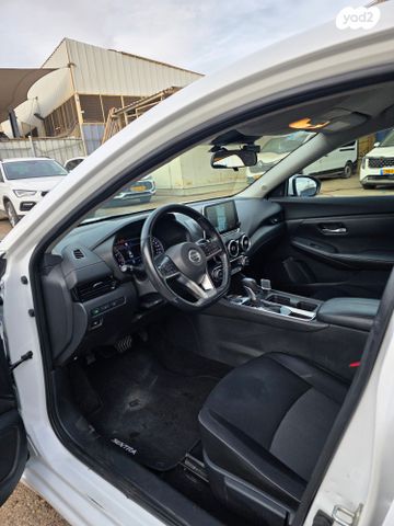 ניסאן סנטרה