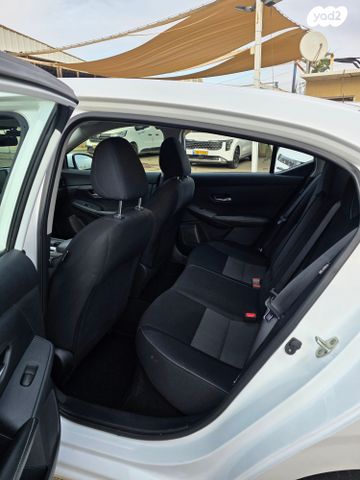 ניסאן סנטרה