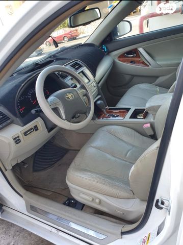 טויוטה קאמרי