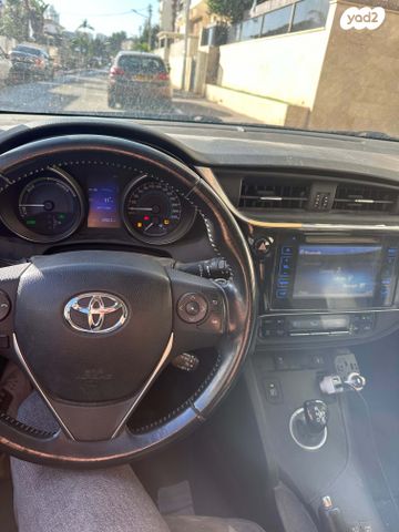 טויוטה אוריס