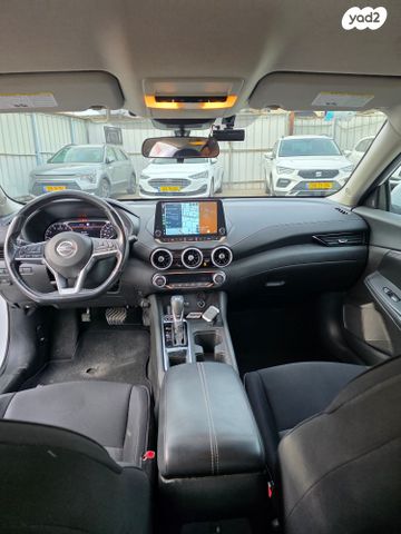 ניסאן סנטרה