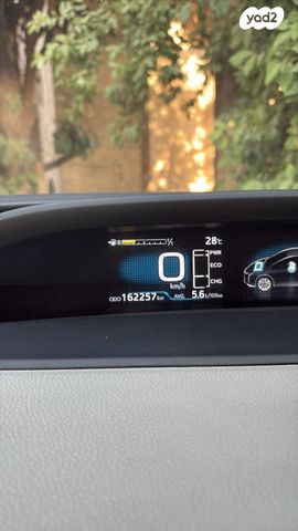 מודעת רכב טויוטה פריוס