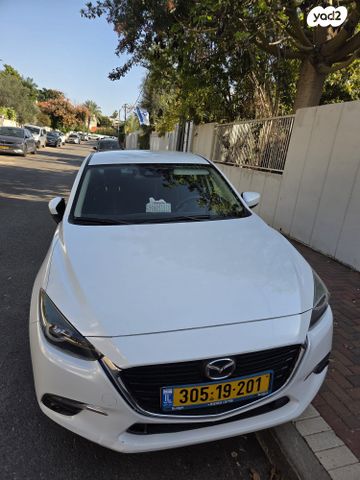 מודעת רכב מאזדה 3