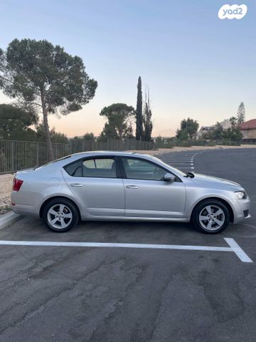 סקודה אוקטביה 