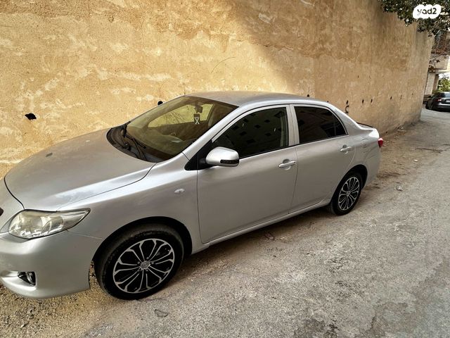 טויוטה קורולה