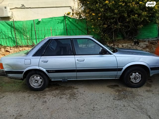 מודעת רכב סובארו לאונה