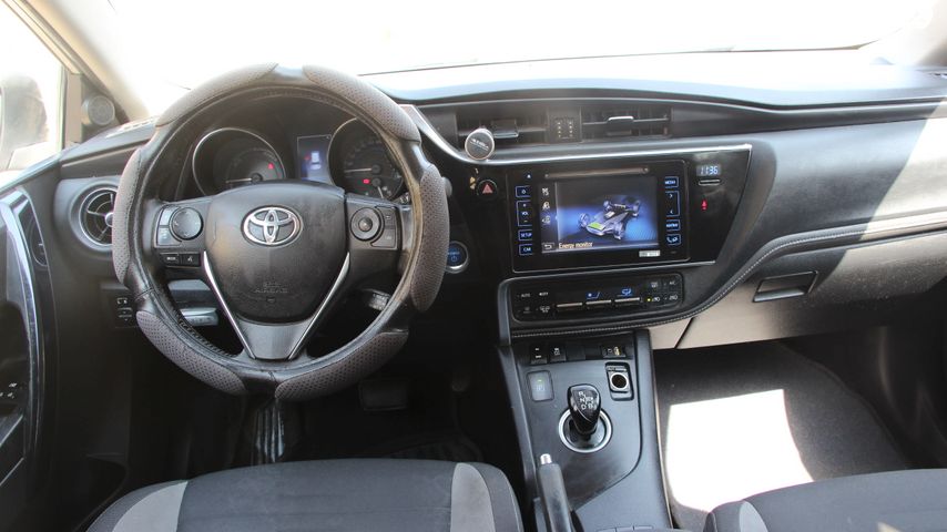 מודעת רכב טויוטה אוריס