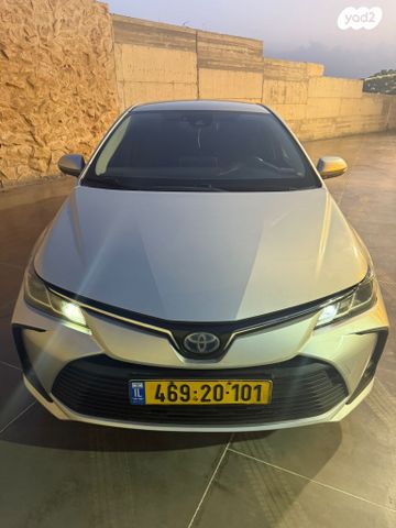 מודעת רכב טויוטה קורולה
