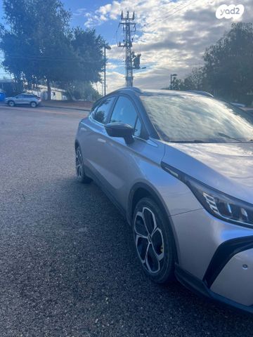 ג׳ילי Geometry C