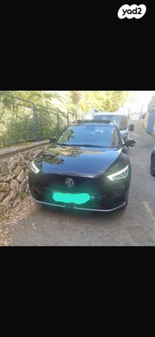 מודעת רכב אם ג'י ZS