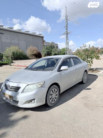 טויוטה קורולה