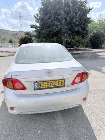 טויוטה קורולה