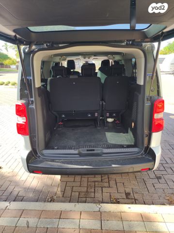 פיג'ו טראוולר