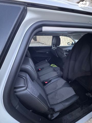 מודעת רכב פיג'ו 5008