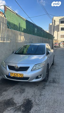 מודעת רכב טויוטה קורולה