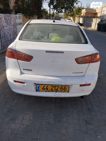 מודעת רכב מיצובישי לנסר