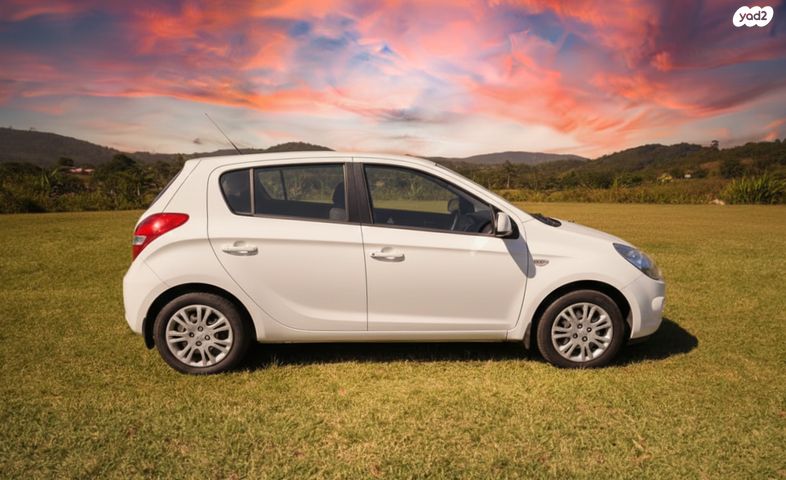 מודעת רכב יונדאי i20