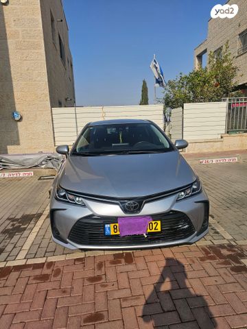 טויוטה קורולה