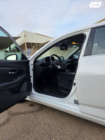 ניסאן סנטרה