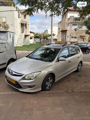 יונדאי i30