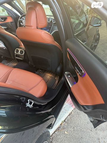 מודעת רכב מרצדס-בנץ C-class