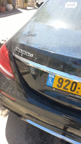 מודעת רכב מרצדס-בנץ E-class