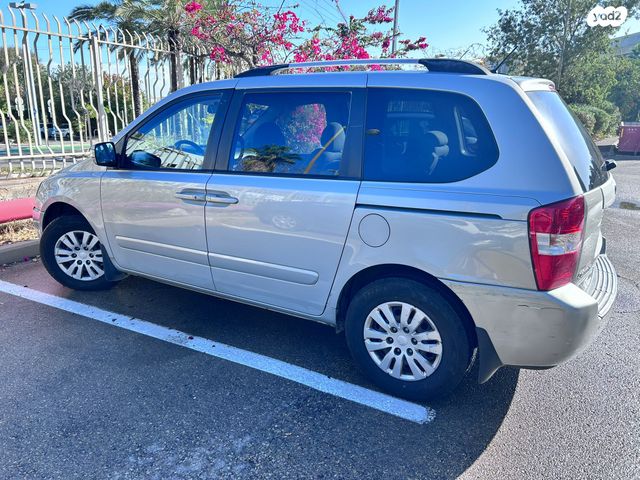 מודעת רכב קיה קרניבל