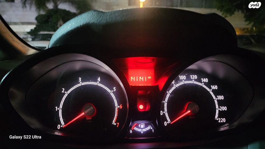 מודעת רכב פורד פיאסטה