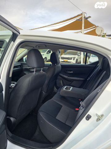 ניסאן סנטרה