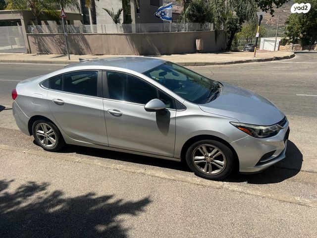 שברולט קרוז